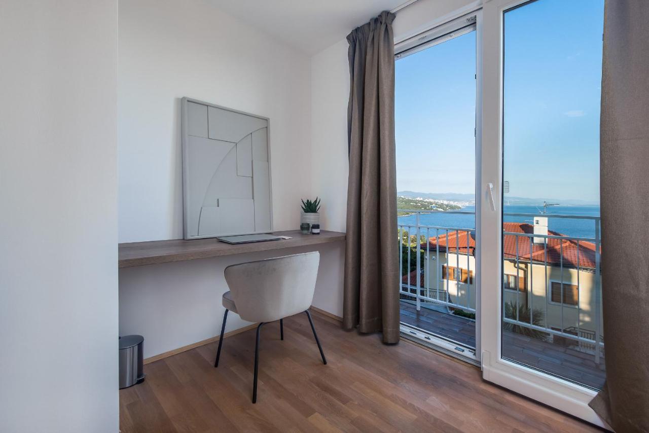 Premium Apartment With Beautiful Sea View, Short Walk To The Sea Опатия Екстериор снимка