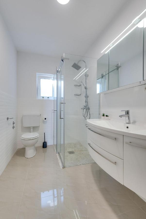 Premium Apartment With Beautiful Sea View, Short Walk To The Sea Опатия Екстериор снимка
