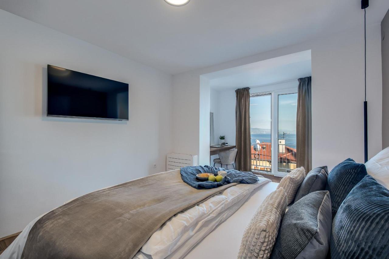Premium Apartment With Beautiful Sea View, Short Walk To The Sea Опатия Екстериор снимка