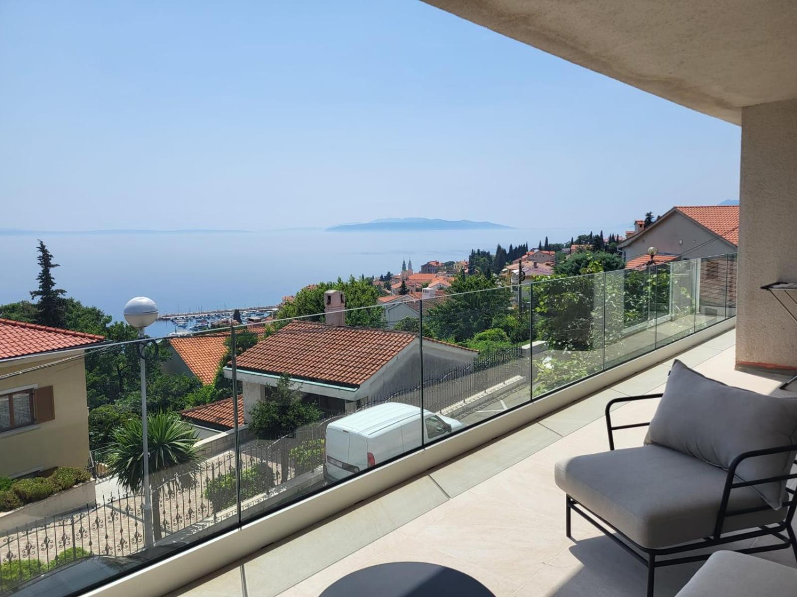 Premium Apartment With Beautiful Sea View, Short Walk To The Sea Опатия Екстериор снимка